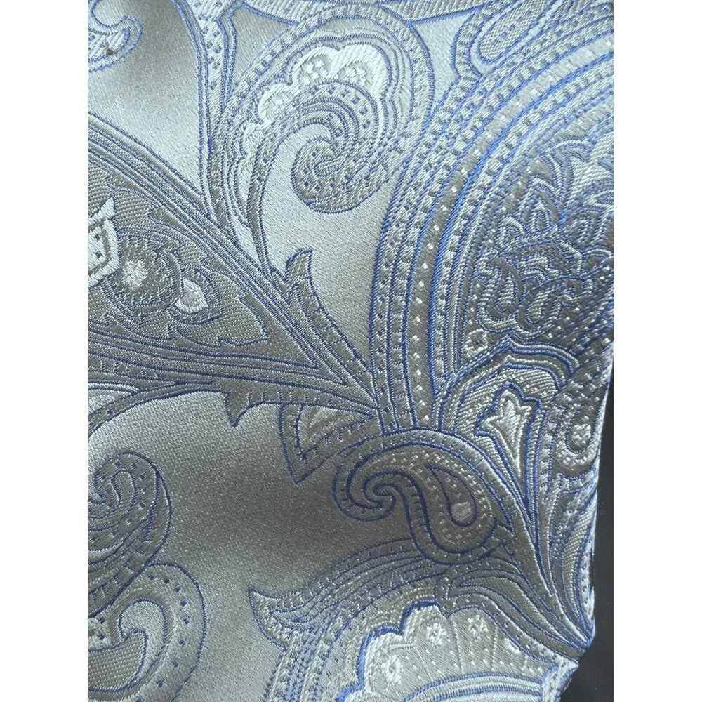 Donald J. Trump Signature Collection Necktie Tie Blue Silver Shine Paisley NEW - Picture 5 of 7